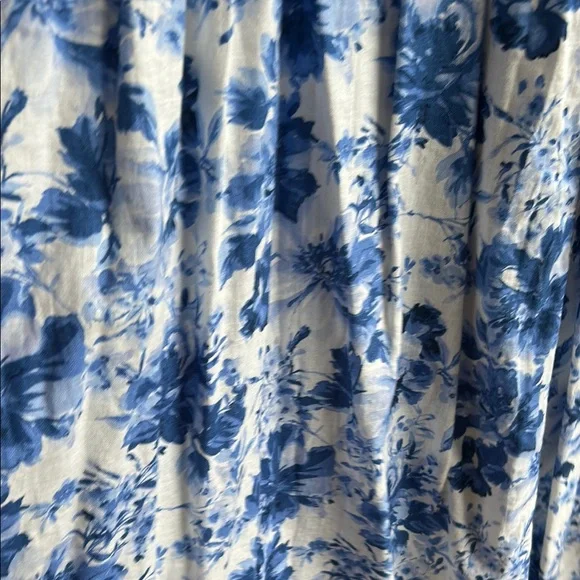 Abercrombie Floral Blue and White Dress - Picture 4 of 5
